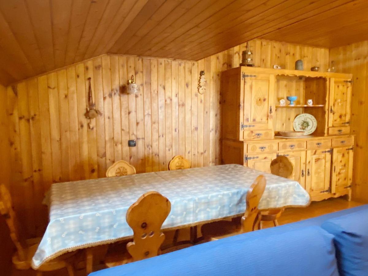 La Rondine - Appartamento Panoramico 6 Posti Letto In Villetta Champoluc Kültér fotó